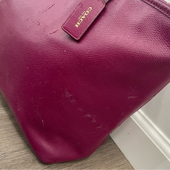 COACH✨Dahlia Purple & Gold Cross Grain Leather City Zip Tote & Wallet - Picture 9 of 16